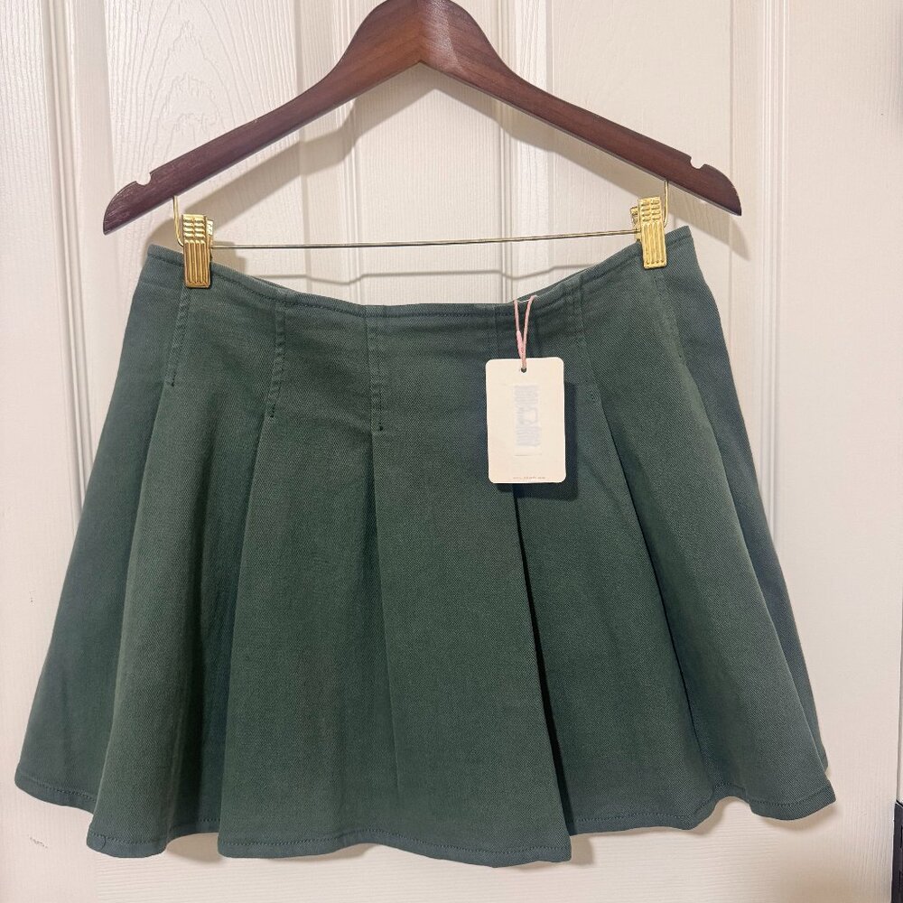 NWT Womens Gianni Bini Green Pleated Skirt Sz L